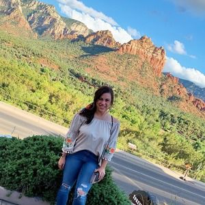 Meet your Posher, Amber